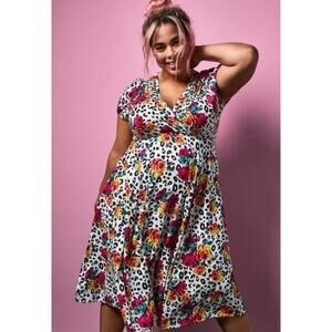 NWT Torrid x Betsey Johnson Leopard Floral Challis Maxi Dress 22 Plus Size Pinup